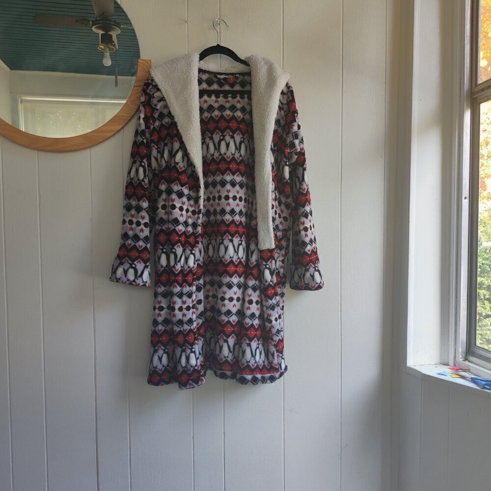 Vera Bradley Penguin Bathrobe Sz S-M Soft with Fleece on collar & hood, no tie - Picture 3 of 12